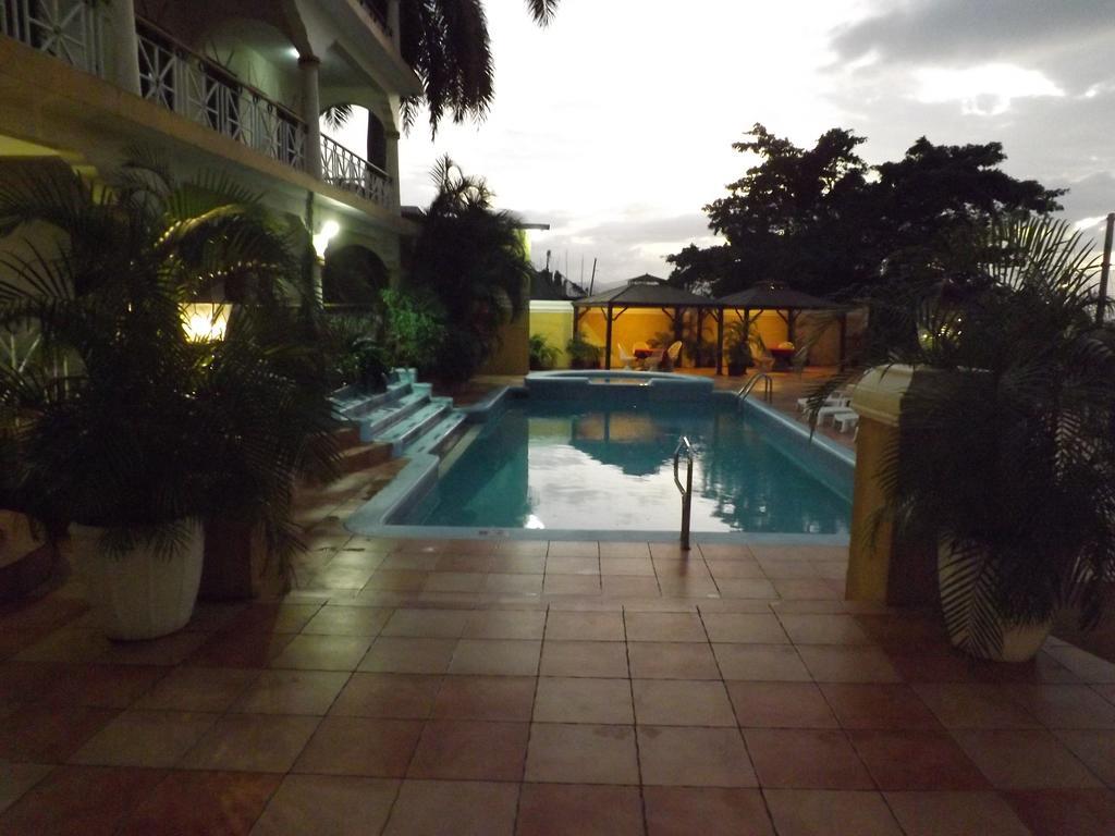 Grandiosa Hotel Montego Bay Buitenkant foto