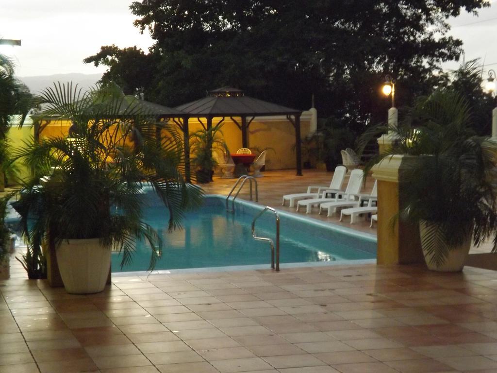 Grandiosa Hotel Montego Bay Buitenkant foto