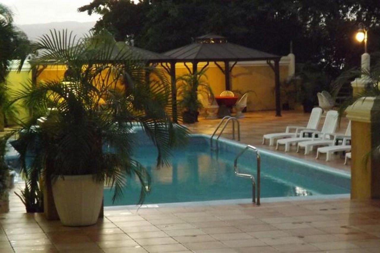 Grandiosa Hotel Montego Bay Buitenkant foto